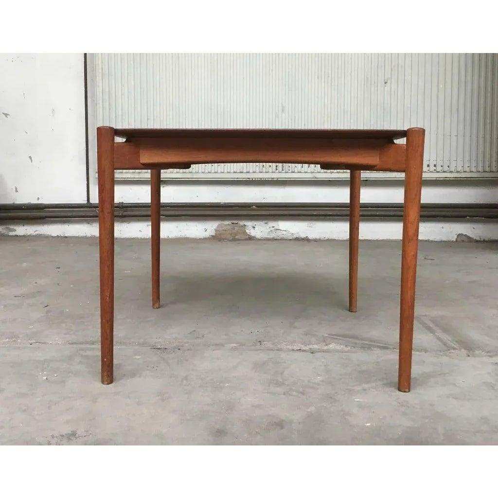 Deutsche Serie 400 Teakholz-Couchtisch aus der Mitte des Jahrhunderts von Hartmut Lohmeyer, 1950er Jahre im Angebot 3
