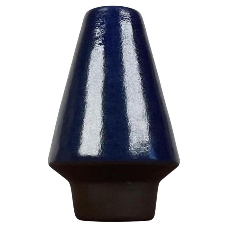 Vaso di Studio Pottery minimalista tedesco di metà secolo, Amburgo, anni '60