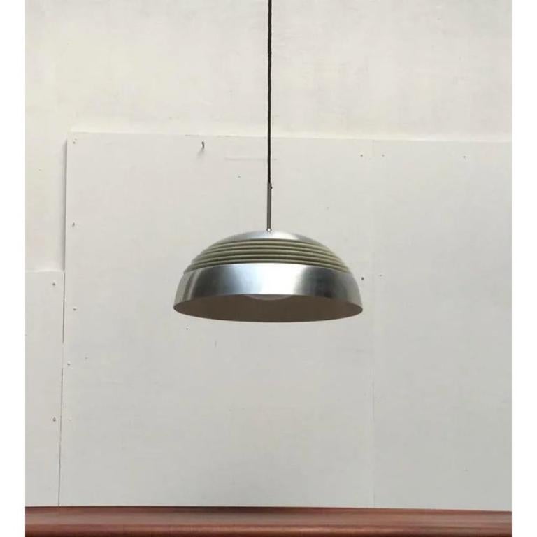 Lampada a sospensione in alluminio e vetro di Doria, anni '60, Germania, metà del secolo scorso. in vendita 3