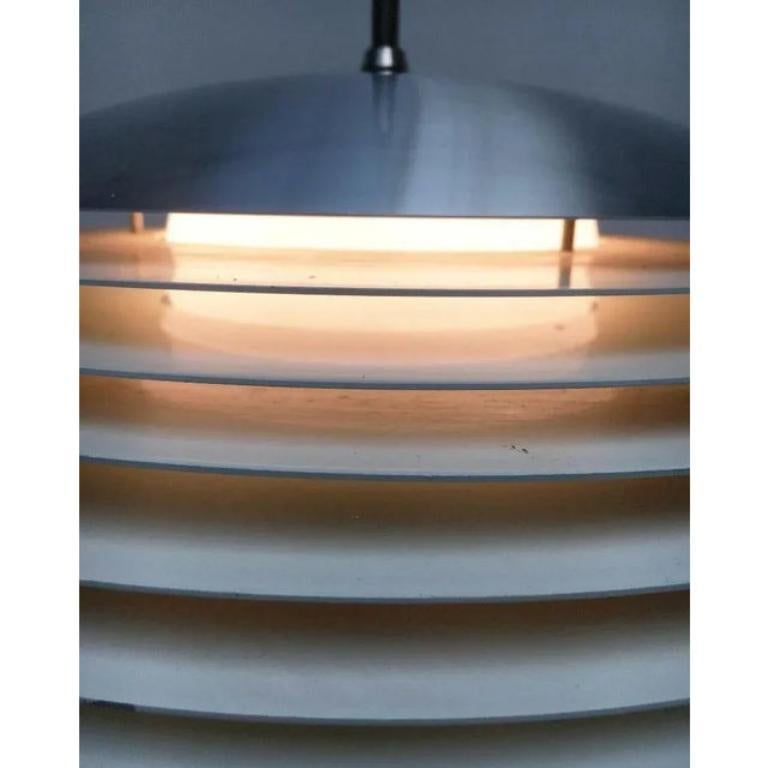 Metallo Lampada a sospensione in alluminio e vetro di Doria, anni '60, Germania, metà del secolo scorso. in vendita