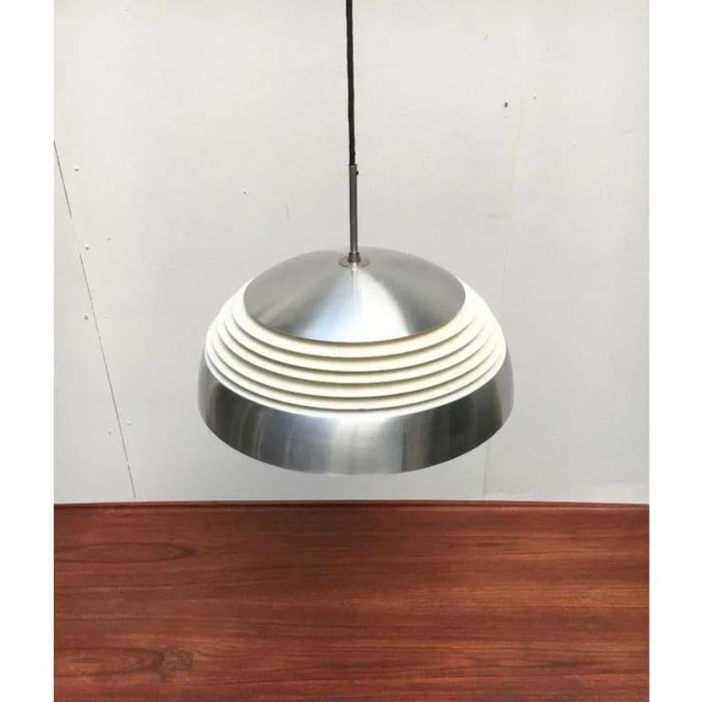Lampada a sospensione in alluminio e vetro di Doria, anni '60, Germania, metà del secolo scorso. in vendita 1