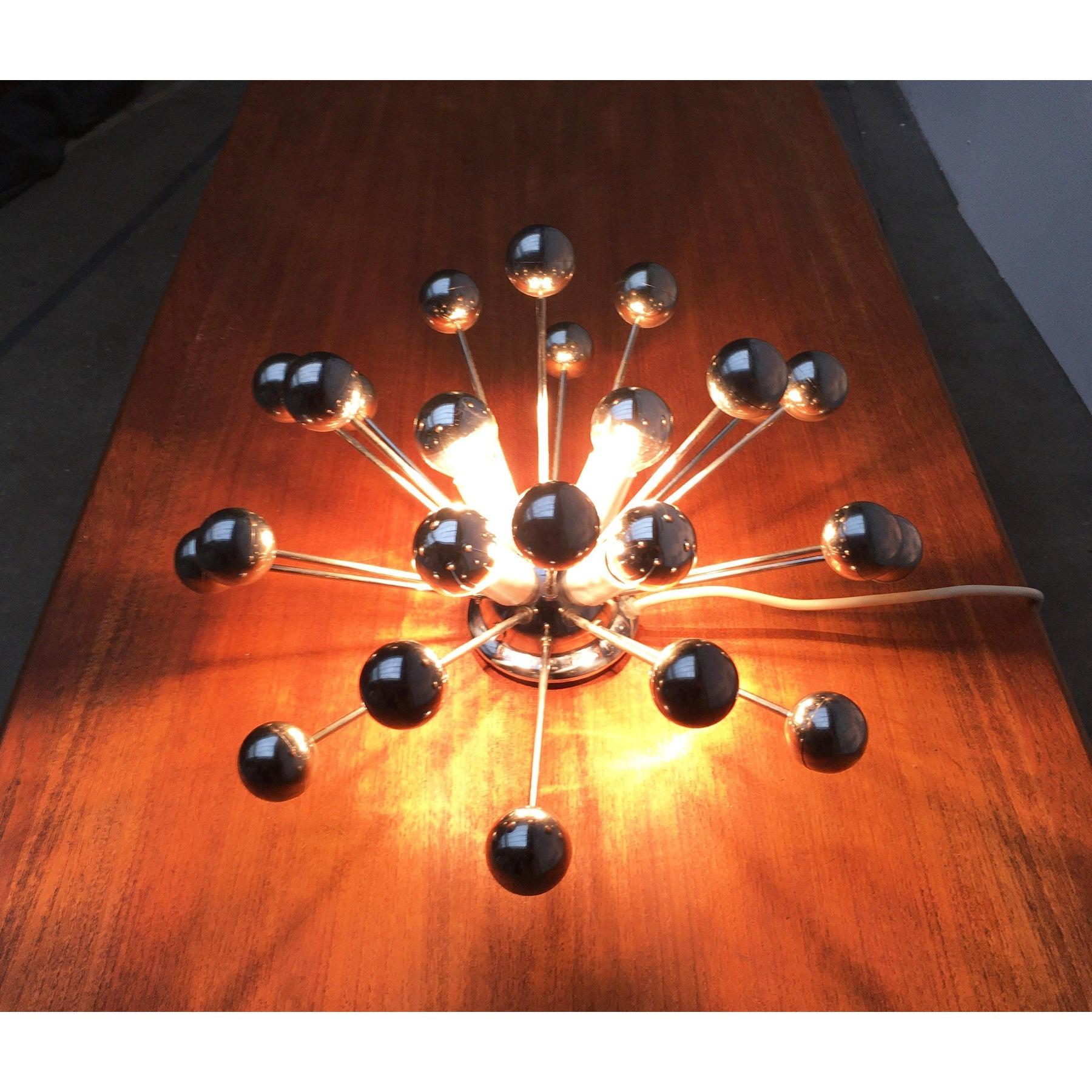 Lampe de table atomique de l'ère spatiale allemande du milieu du siècle, Cosack en vente 1
