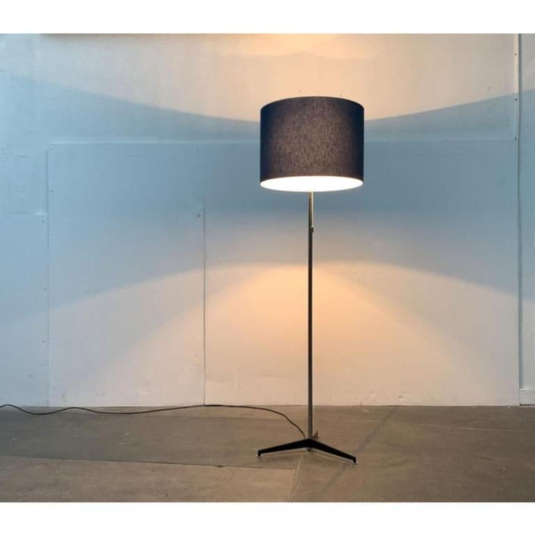 Mid-Century moderno Lampada da terra a treppiede blu di Staff Leuchten, 1960 in vendita