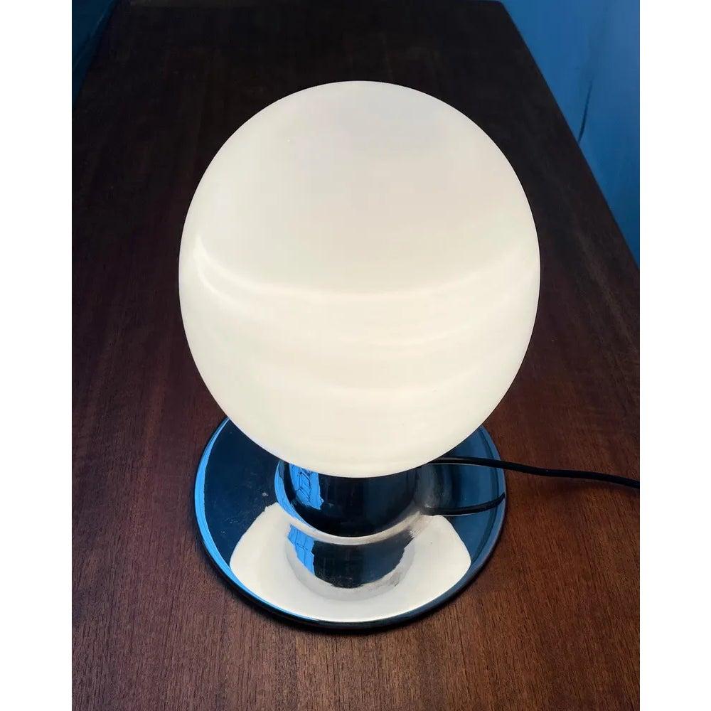 Métal Lampe de bureau allemande de l'ère spatiale du milieu du siècle dernier par Ingo Maurer, 1970 en vente