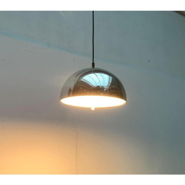 Lampada a sospensione a cupola tedesca di metà secolo di Staff Leuchten, anni '1960 in vendita 1