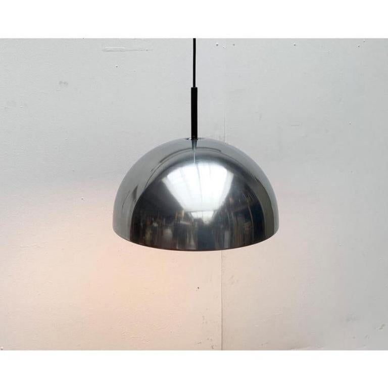 Mid-Century moderno Lampada a sospensione a cupola tedesca di metà secolo di Staff Leuchten, anni '70 in vendita