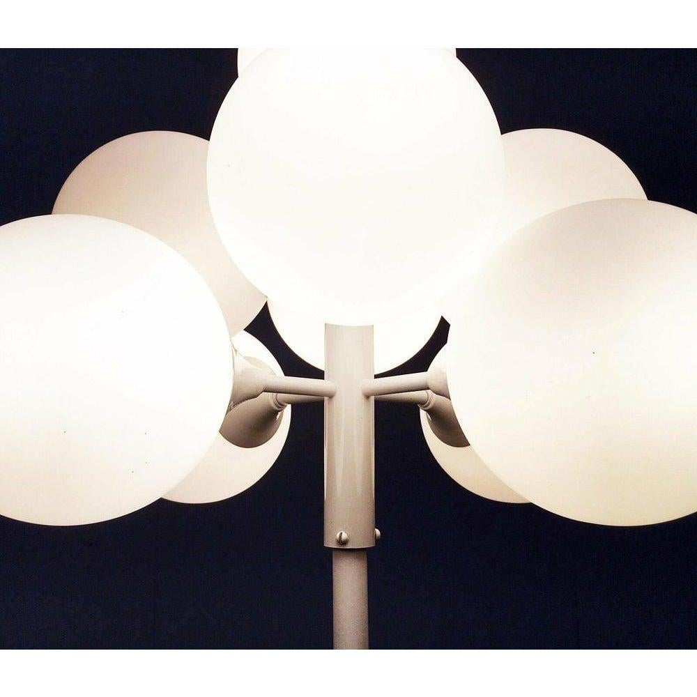 Lampada da terra tedesca di metà secolo in stile Space AGE di Kaiser Leuchten, anni '60 In condizioni ottime in vendita a Hamburg, DE