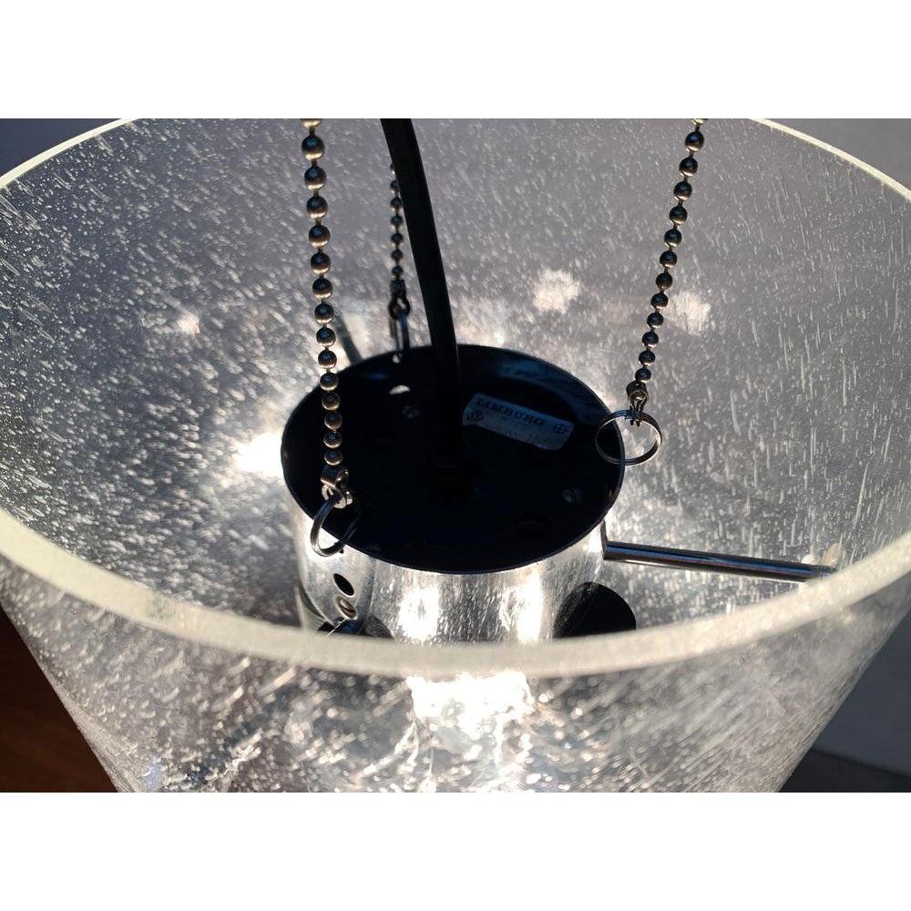 Lampada a sospensione in vetro e metallo A Space Age tedesca di metà secolo, anni '60 in vendita 4