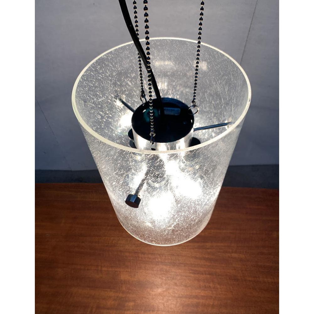 Lampada a sospensione in vetro e metallo A Space Age tedesca di metà secolo, anni '60 In condizioni ottime in vendita a Hamburg, DE