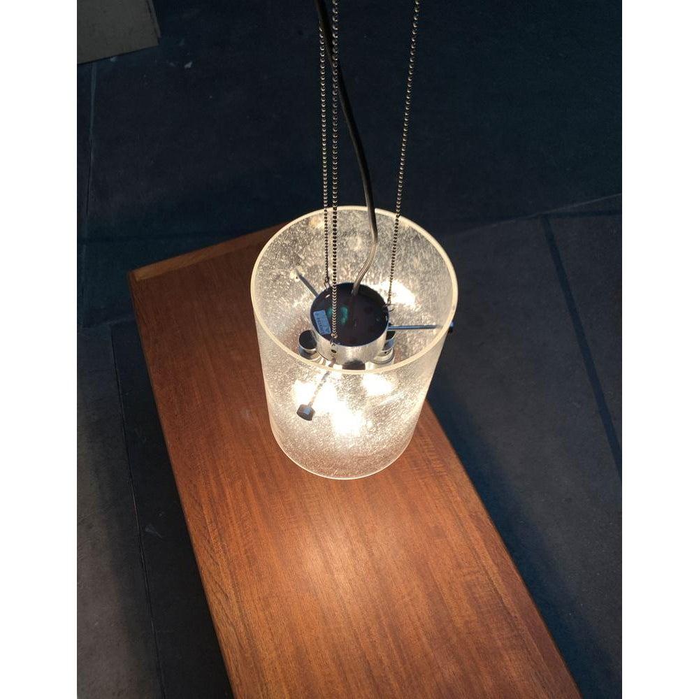 Lampada a sospensione in vetro e metallo A Space Age tedesca di metà secolo, anni '60 in vendita 1