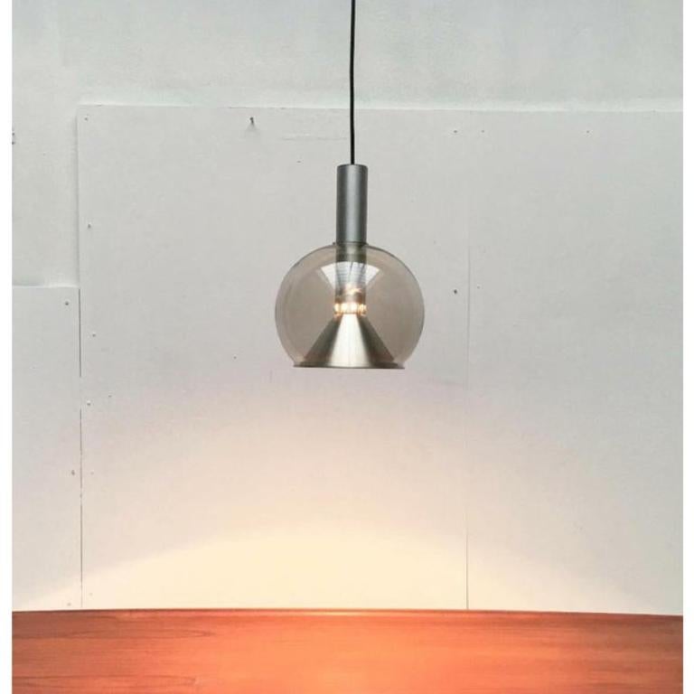 Lampada a sospensione a globo in vetro di Erco, Germania, metà del secolo scorso, anni '60 in vendita 5