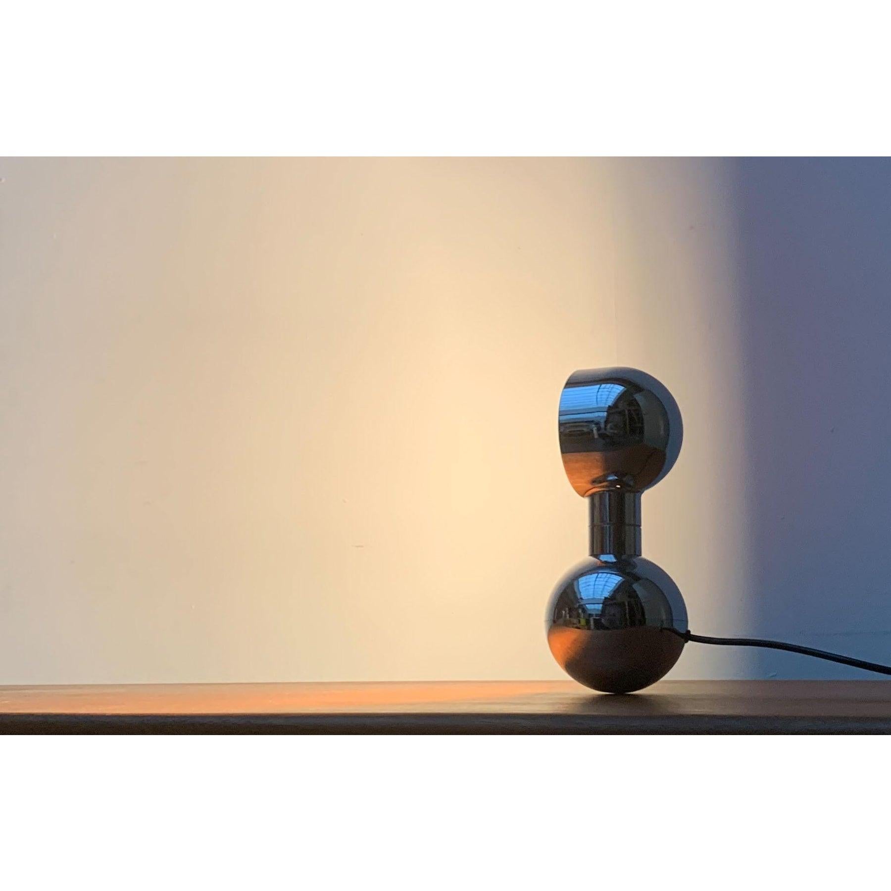 Lampe de table en métal de l'ère spatiale allemande du milieu du siècle, Cosack en vente 1
