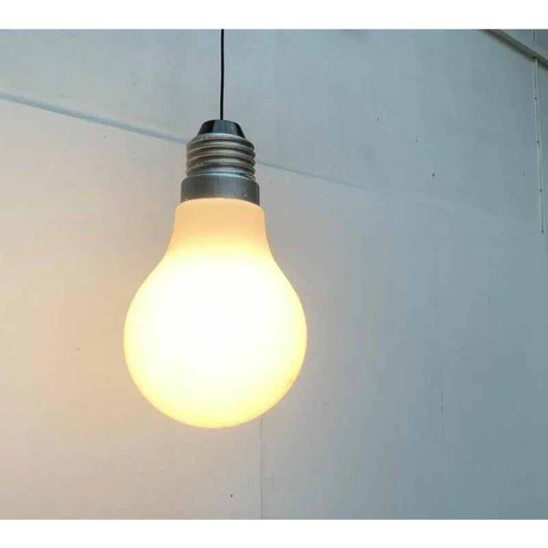 Lampada da terra o a sospensione a lampadina modello A Space Age tedesca di metà secolo, anni '60 in vendita 5