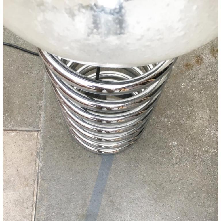 Lampadaire allemand de l'ère spatiale du milieu du siècle dernier, par Ingo Maurer, années 1960 en vente 1