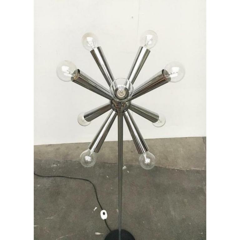 Lampada da terra a stella dell'era spaziale tedesca di metà secolo, anni '60 In condizioni ottime in vendita a Hamburg, DE