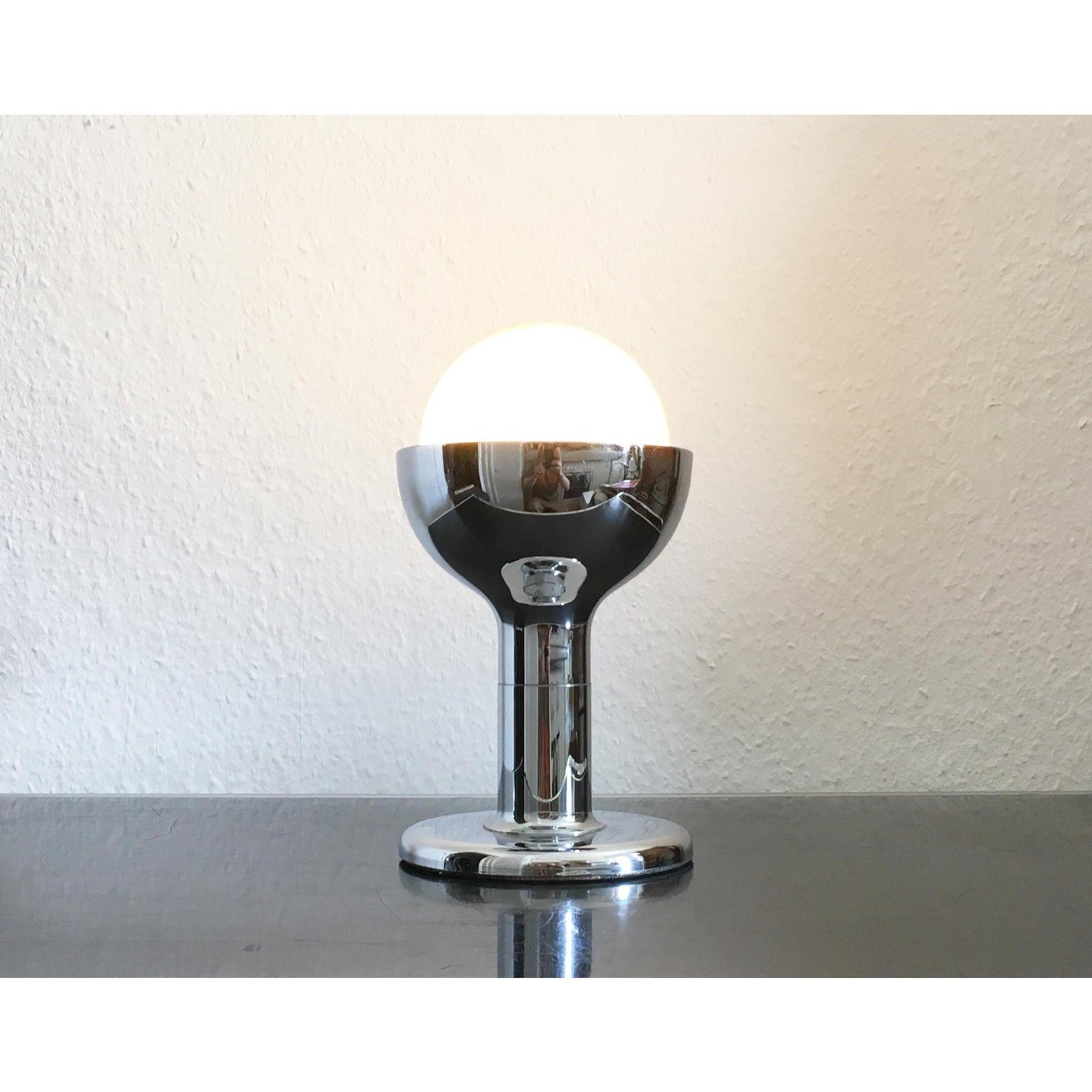 Lampe de table de l'ère spatiale allemande du milieu du siècle, Cosack en vente 4