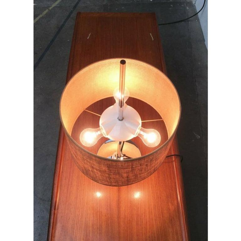 Lampe de table de l'ère spatiale allemande du milieu du siècle de Staff Leuchten, années 1960 Excellent état - En vente à Hamburg, DE