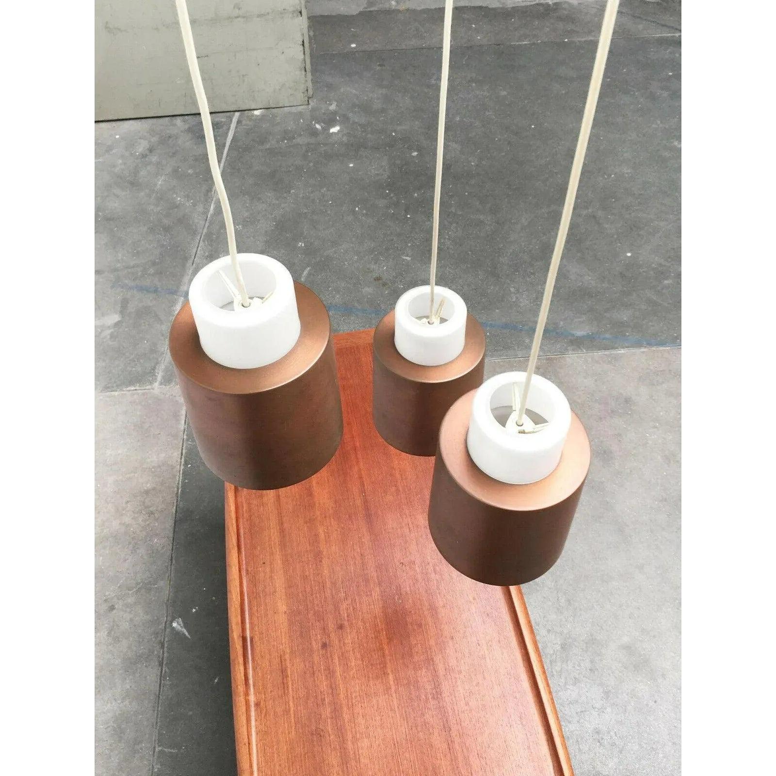 Mid-Century moderno Lampada a sospensione a tripla cascata in rame e vetro della Germania di metà secolo, anni '60 in vendita