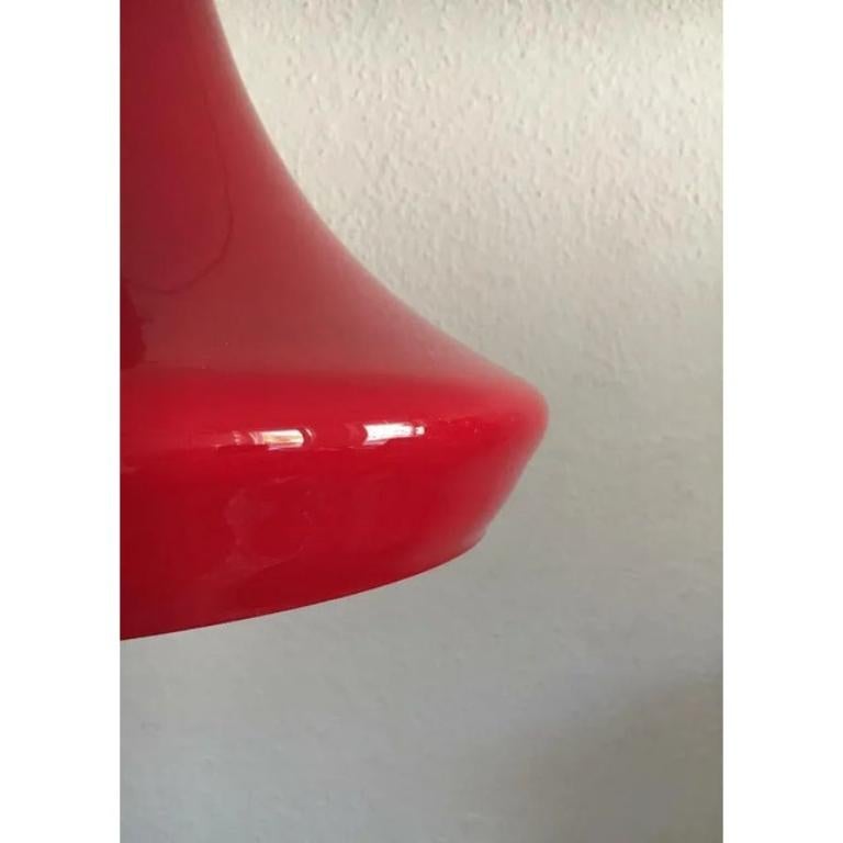 Lampe à pied tulipe en verre de l'ère Space, Allemagne du milieu du siècle, années 1960 en vente 2