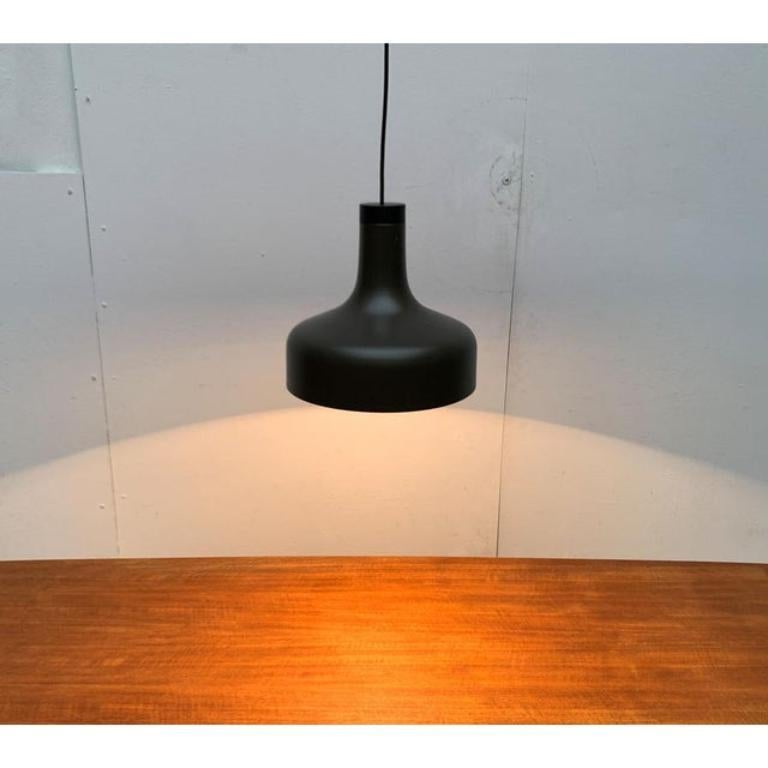 Allemand Lampe pendante tulipe de l'ère spatiale allemande du milieu du siècle dernier de Staff Leuchten, années 1960 en vente