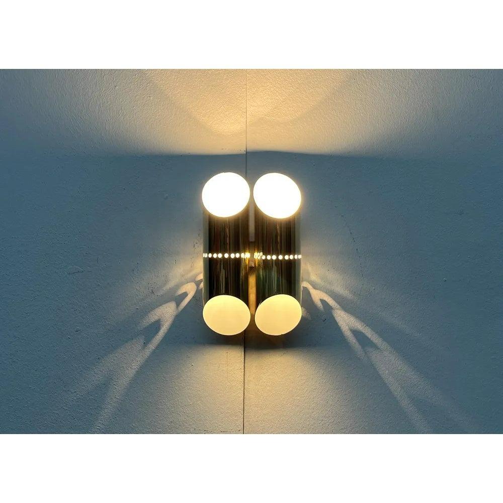 Mid-Century German Space Age Wall Lamp in Brass, 1960s In Excellent Condition For Sale In Hamburg, DE