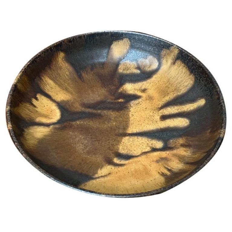 Ciotola in Studio Pottery di Otto Wichmann, 1960, in ottime condizioni. Progettato tra il 1960 e il 1969 Questo pezzo ha un marchio di attribuzione.

Informazioni aggiuntive:
Materiali: Ceramica
Colore: Beige
Stili: Medioevo Moderno
Paese di