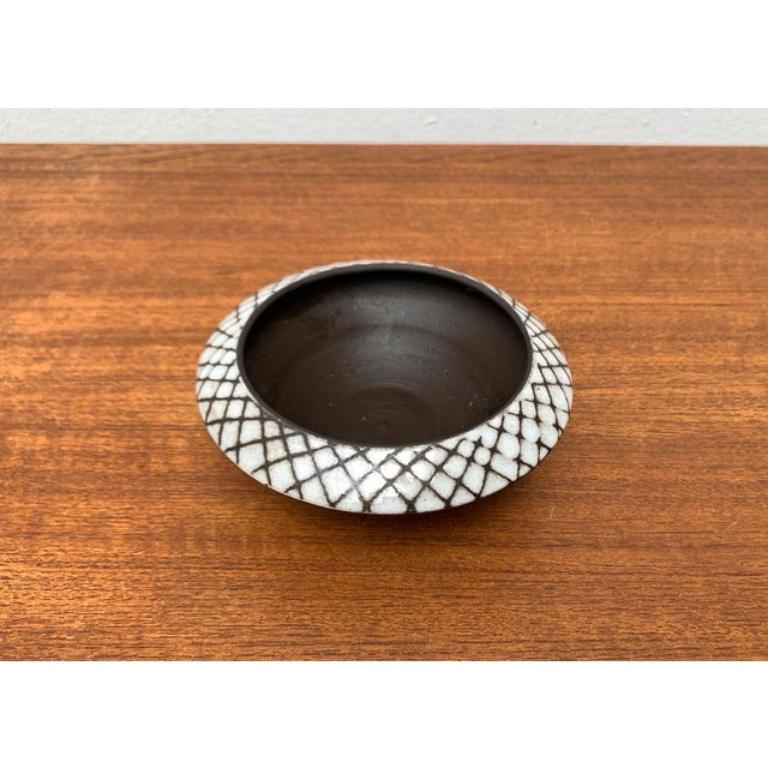 Mid-Century moderno Ciotola o vaso Ikebana di Studio Pottery tedesco di metà secolo di BKW, anni '60 in vendita
