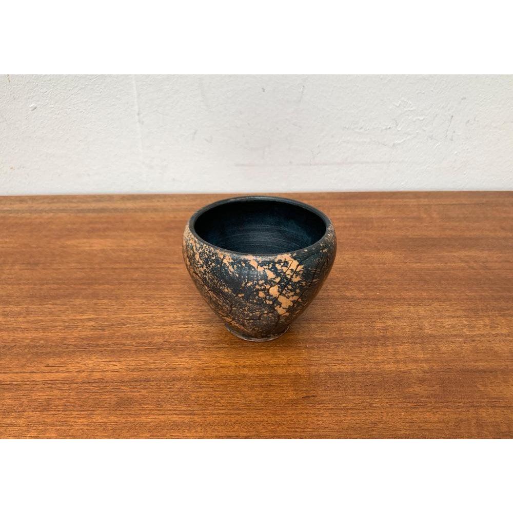 Mid-Century moderno Vaso a ciotola in Studio Pottery tedesco di metà secolo di Gerhard Liebenthron, anni '60 in vendita