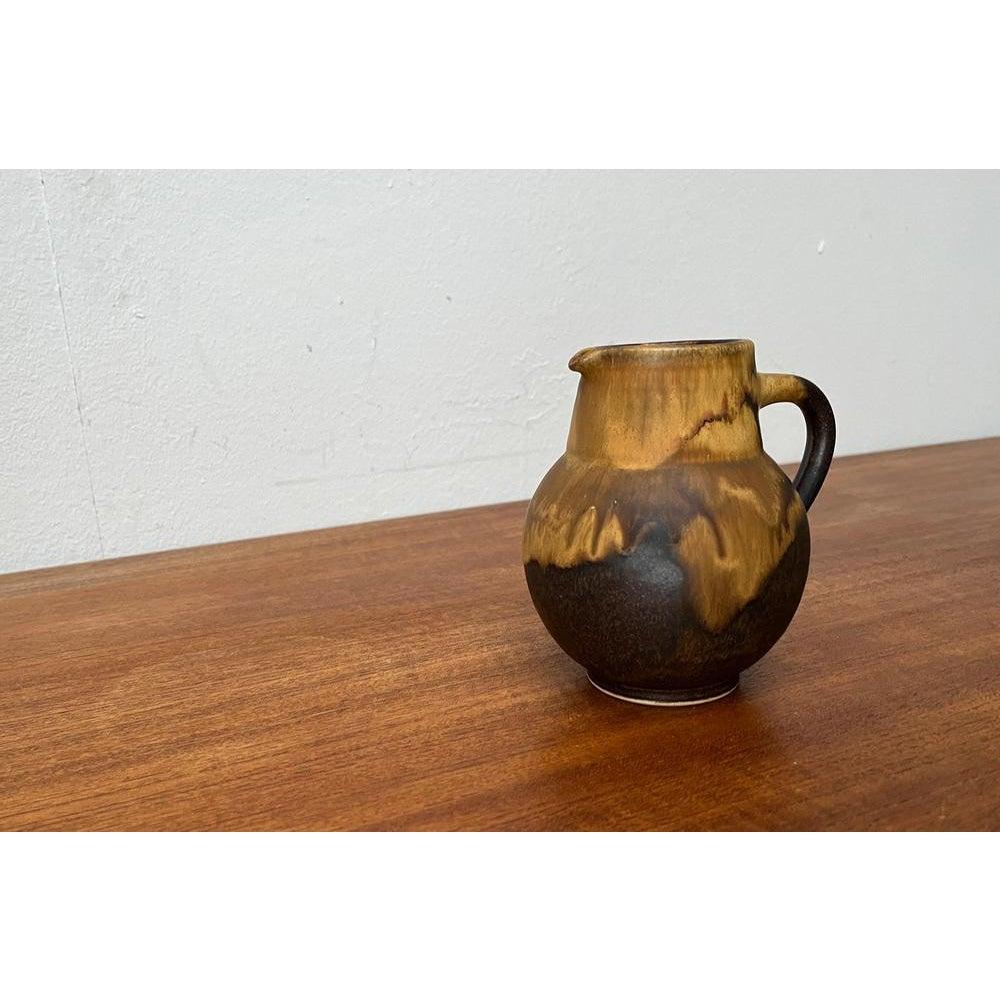 Vaso a caraffa in Studio Pottery tedesco del 1960 di Otto Wichmann, metà secolo In condizioni ottime in vendita a Hamburg, DE
