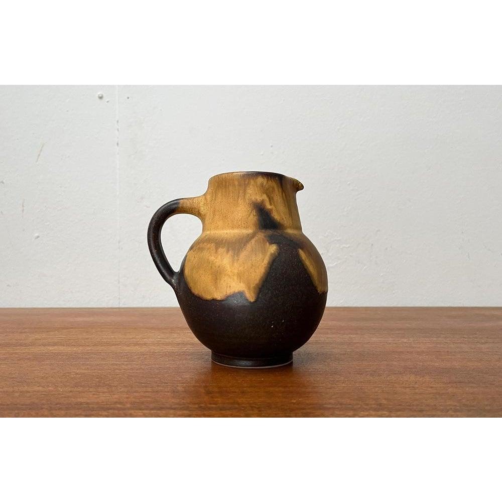 XX secolo Vaso a caraffa in Studio Pottery tedesco del 1960 di Otto Wichmann, metà secolo in vendita