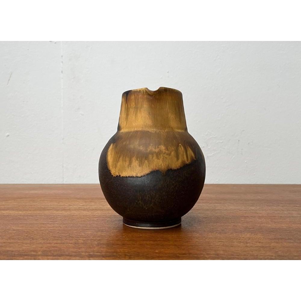 Vaso a caraffa in Studio Pottery tedesco del 1960 di Otto Wichmann, metà secolo in vendita 2
