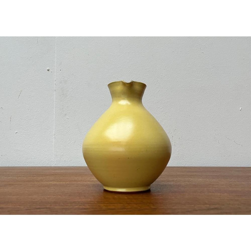 Mid-Century moderno Vaso a caraffa in Studio Pottery tedesco di metà secolo di Wilhelm Diebener, anni '60 in vendita