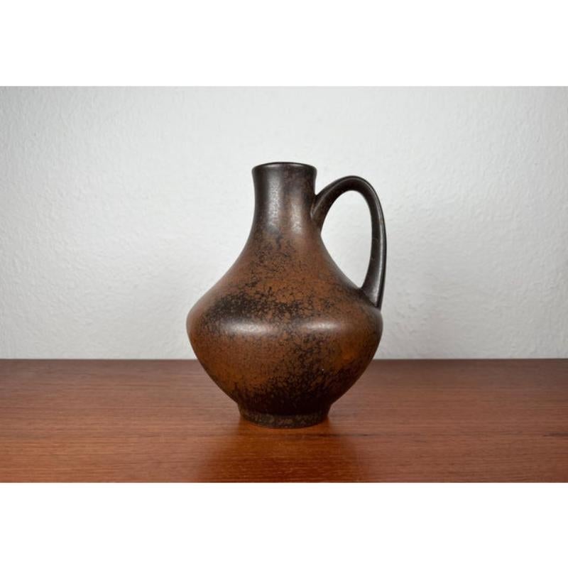 Vaso a caraffa in Studio Pottery tedesco di metà secolo di Fritz Van Daalen, anni '60 In condizioni ottime in vendita a Hamburg, DE