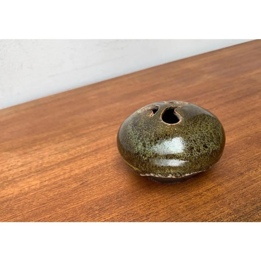 Vaso Ikebana di Studio Pottery tedesco di metà secolo di Till Sudeck, anni '60 in vendita 1