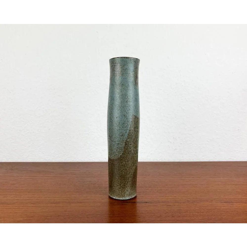 Vase en poterie Studio allemand du milieu du siècle par Janne Reckert Cordua, années 1960 en vente 1