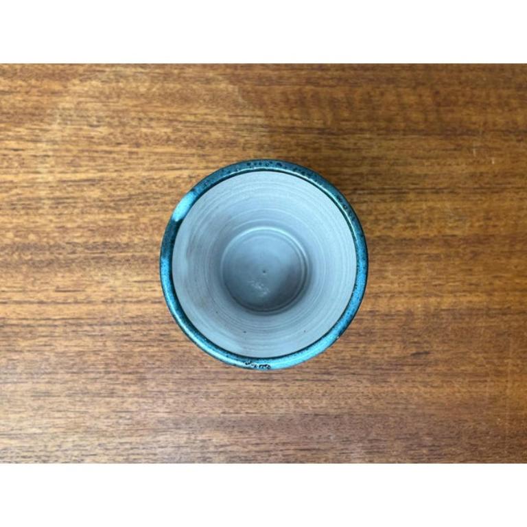 Vaso di Studio Pottery tedesco di metà secolo di Monika Maetzel 1960 In condizioni ottime in vendita a Hamburg, DE