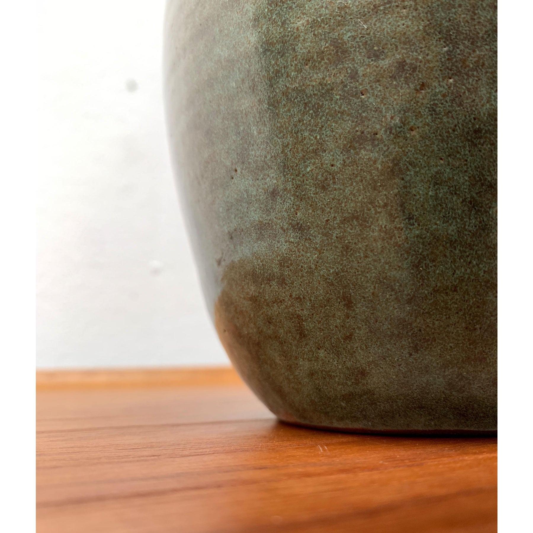 Mid-Century moderno Vaso di Studio Pottery tedesco di metà secolo di Neuenburg, anni '60 in vendita