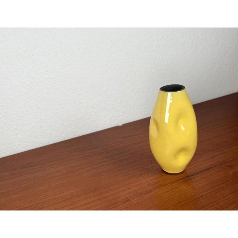 Jarrón de Studio Pottery alemán de mediados de siglo de BKW Böttger Keramik Wandsbek, años 60 Cerámico en venta