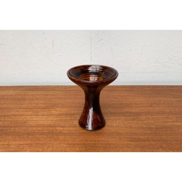 Vaso di Studio Pottery tedesco di metà secolo di Till Sudeck, anni '60, in ottime condizioni. Progettato tra il 1960 e il 1969 Questo pezzo ha un marchio di attribuzione.

Informazioni aggiuntive:
Materiali: Ceramica
Stile: Moderno di metà