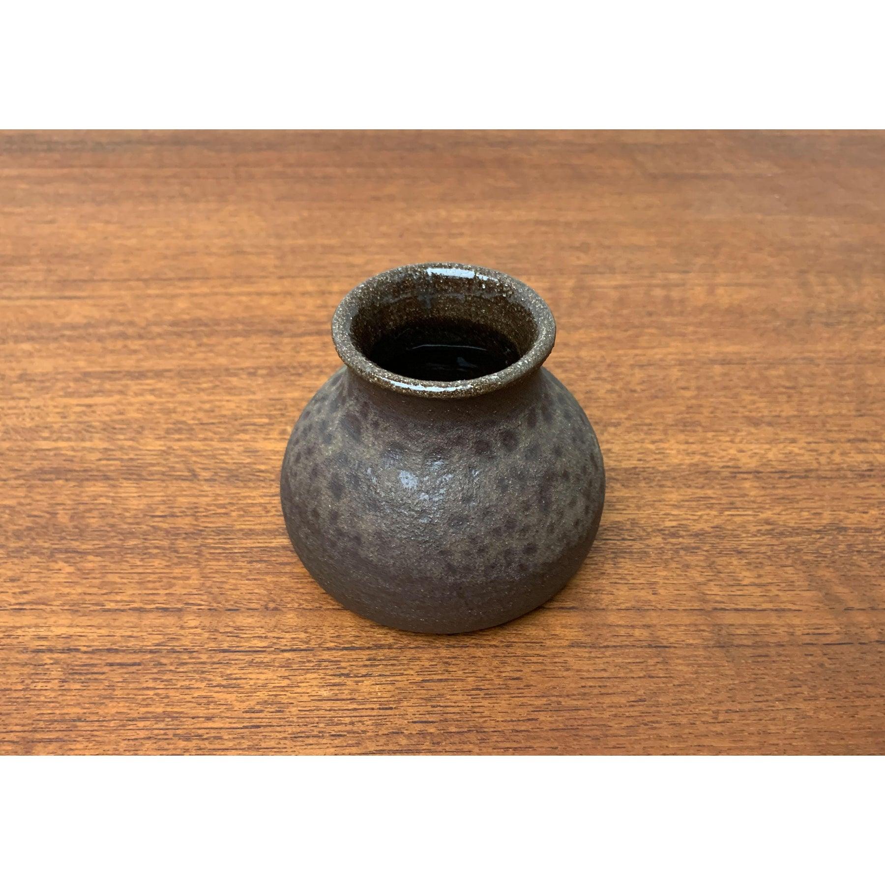 Vaso di Studio Pottery tedesco di metà secolo di TM, anni '60 In condizioni ottime in vendita a Hamburg, DE
