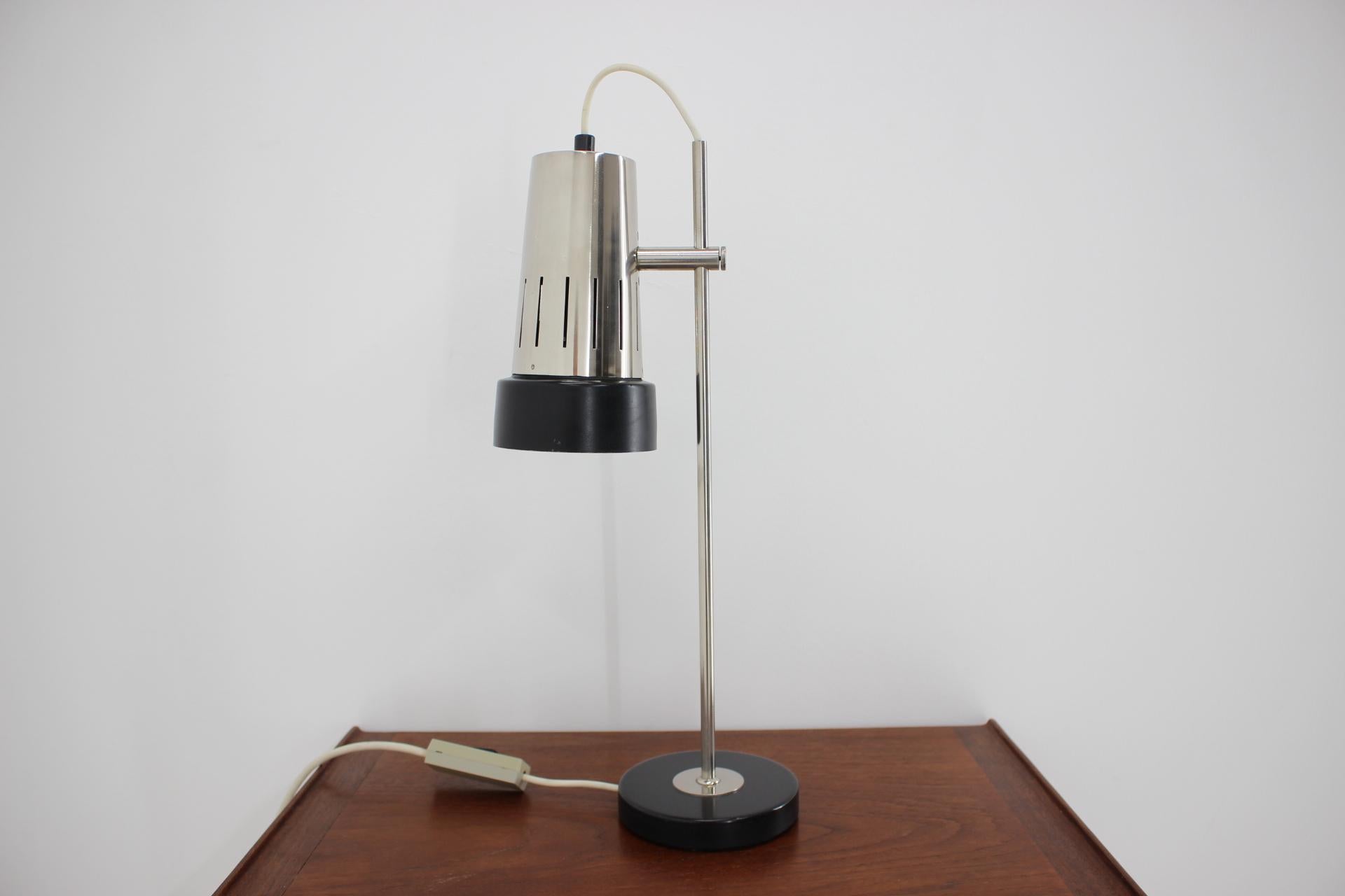 Mid-Century Modern Lampe de table allemande du milieu des années 1980 en vente