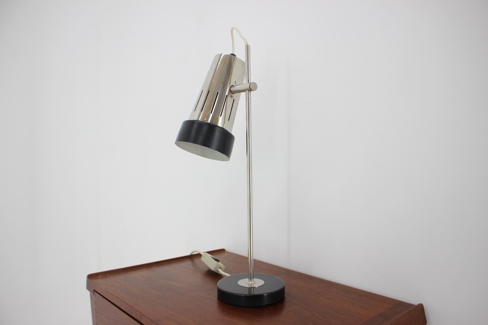 Allemand Lampe de table allemande du milieu des années 1980 en vente