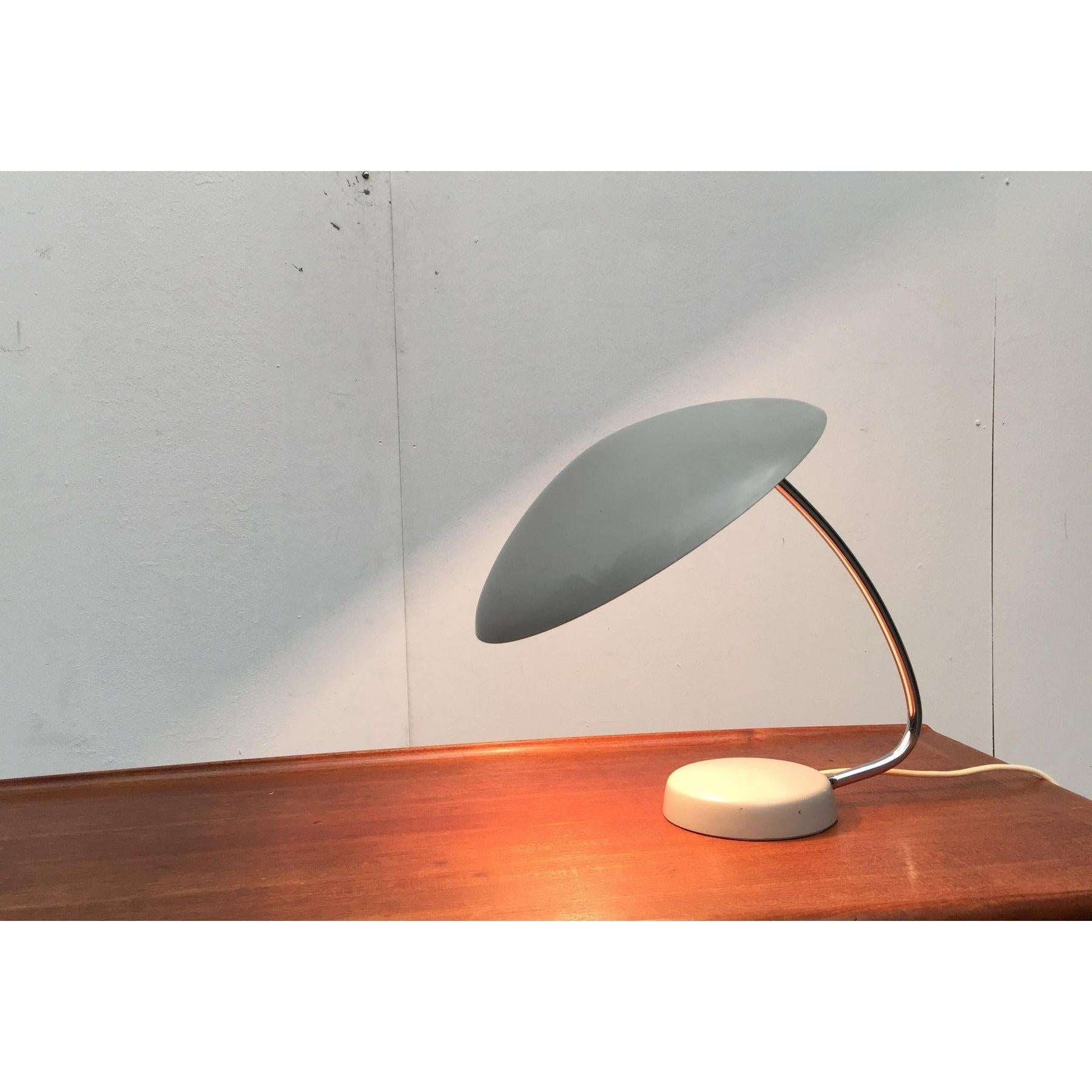 Lámpara de mesa alemana de mediados de siglo de Cosack siglo XX en venta