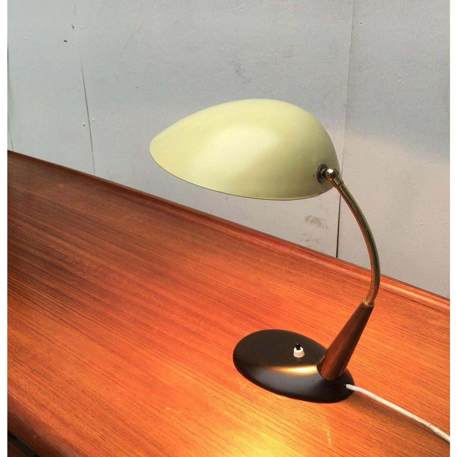 Lampada da tavolo tedesca di metà secolo in metallo di Cosack, anni '60 in vendita 4