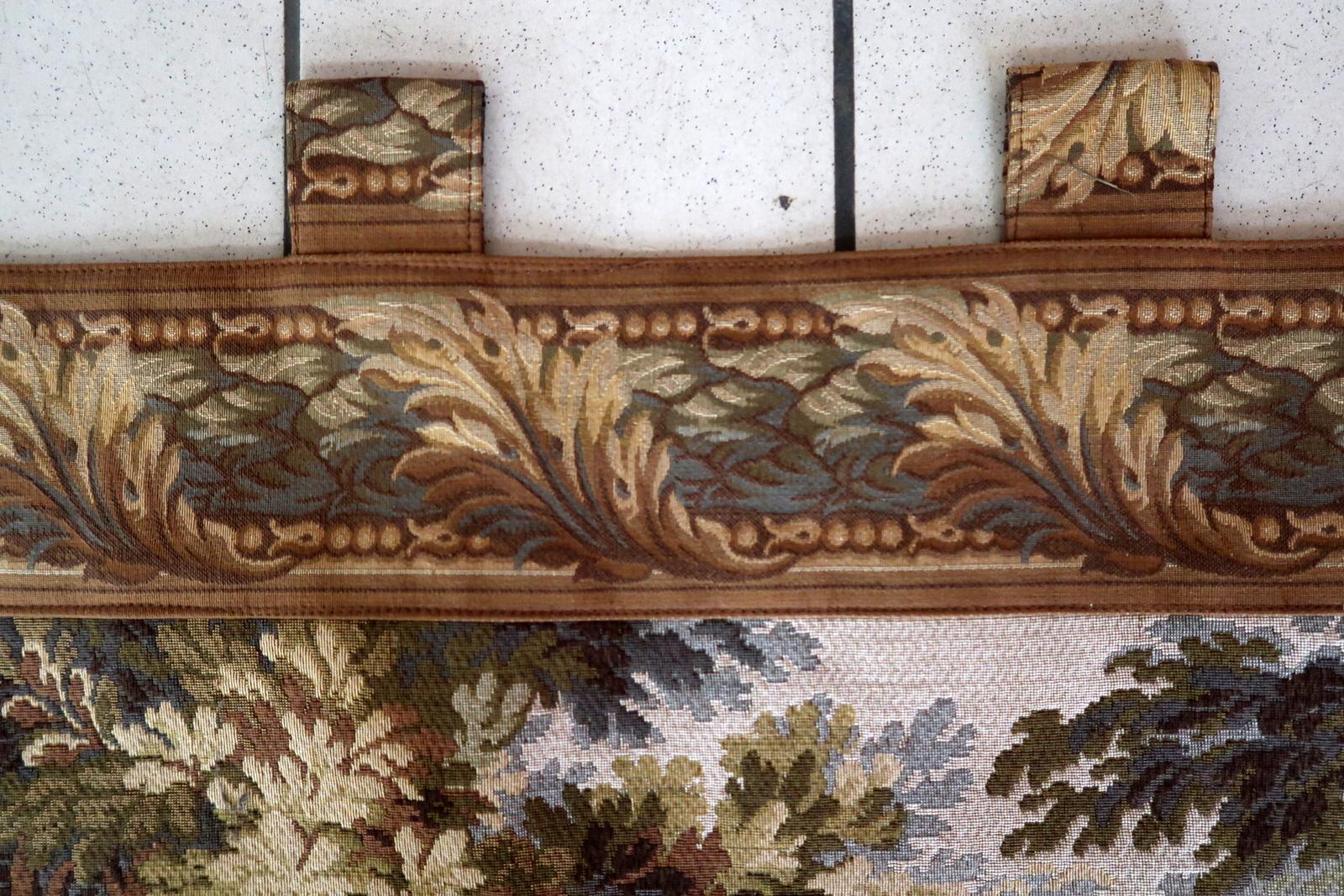 Tenture murale en tapisserie allemande du milieu du siècle 6.11' x 5.1', années 1950 - 1C1181 en vente 4