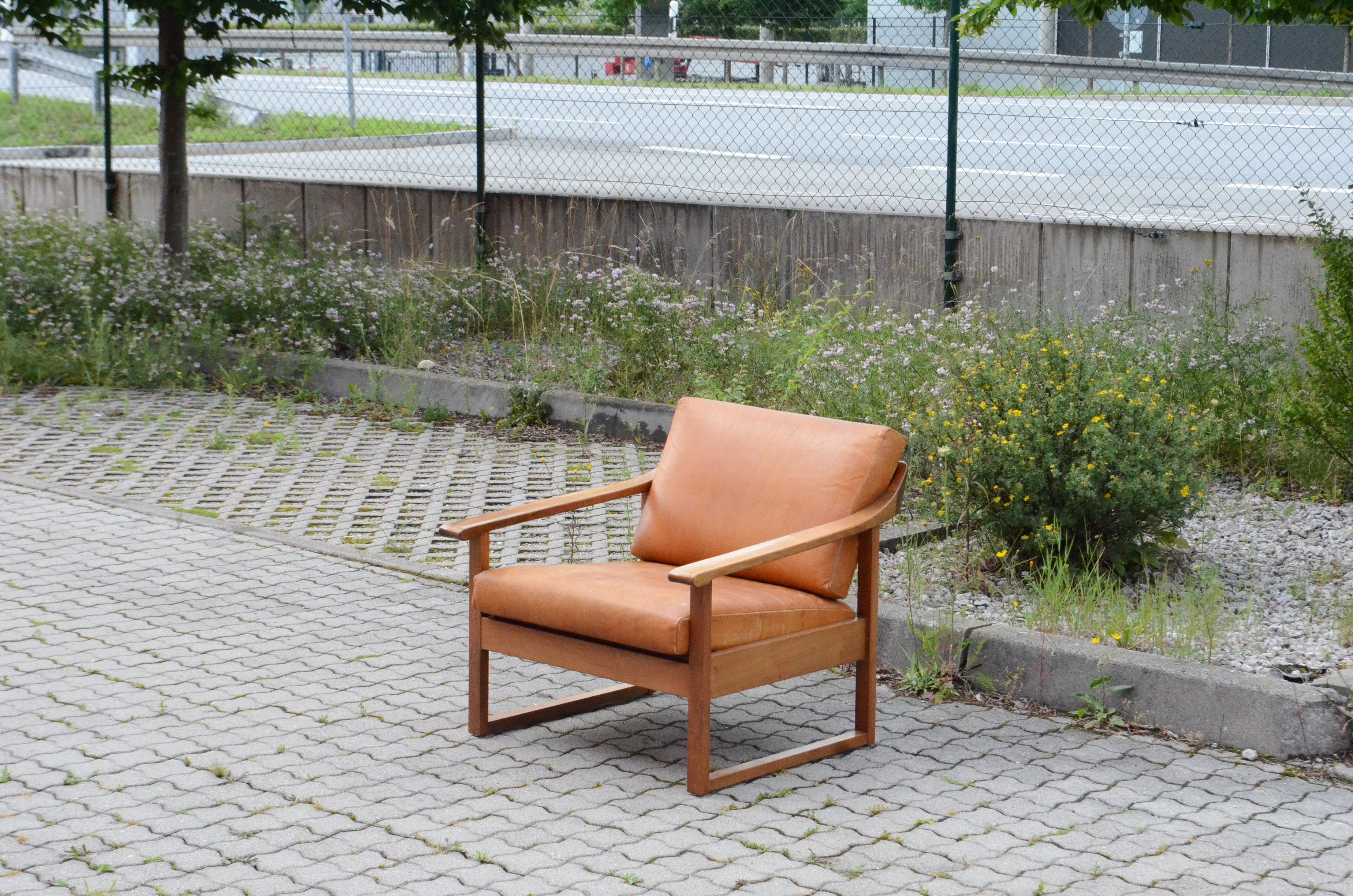 Mid Century German Vintage Cognac Leather Easy Armchair Set of 2 In Good Condition For Sale In Munich, Bavaria