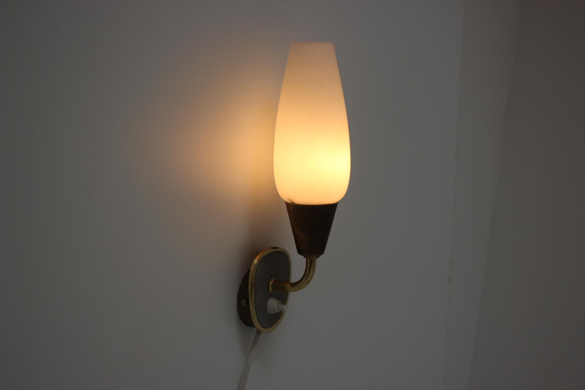 Mid-Century German Wall Lamp, 1960s For Sale 1
