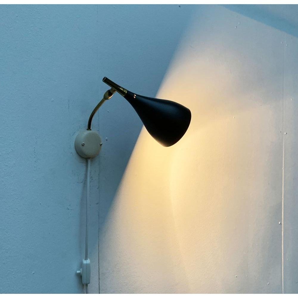 Lampada da parete tedesca di metà secolo di Cosack in vendita 1