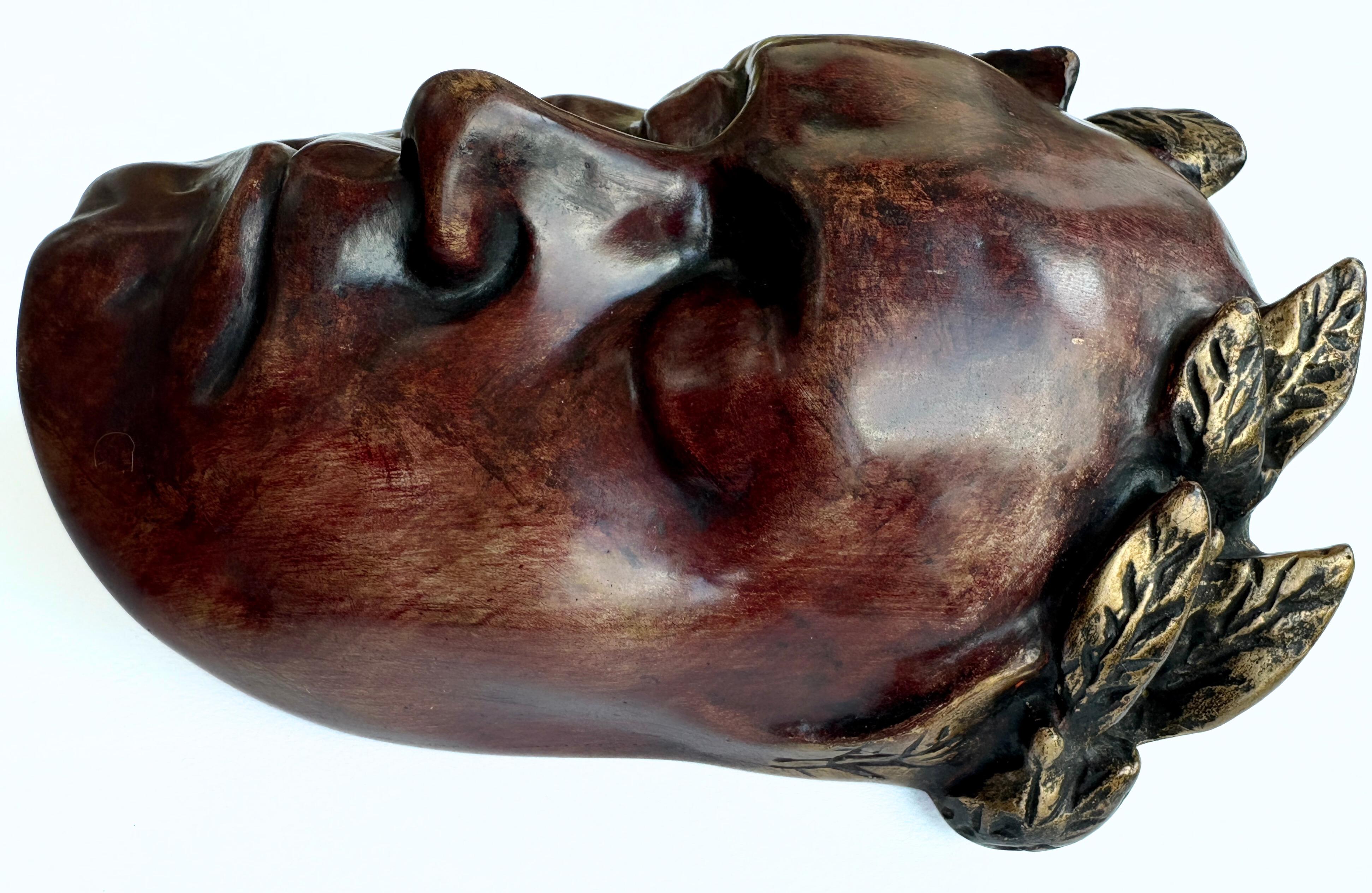 Deutsche Wandskulptur des Kaisers aus der Jahrhundertmitte von Achatit (Handgefertigt) im Angebot