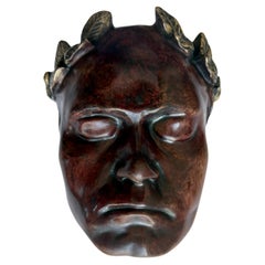 Scultura da parete tedesca di metà secolo raffigurante un imperatore, di Achatit